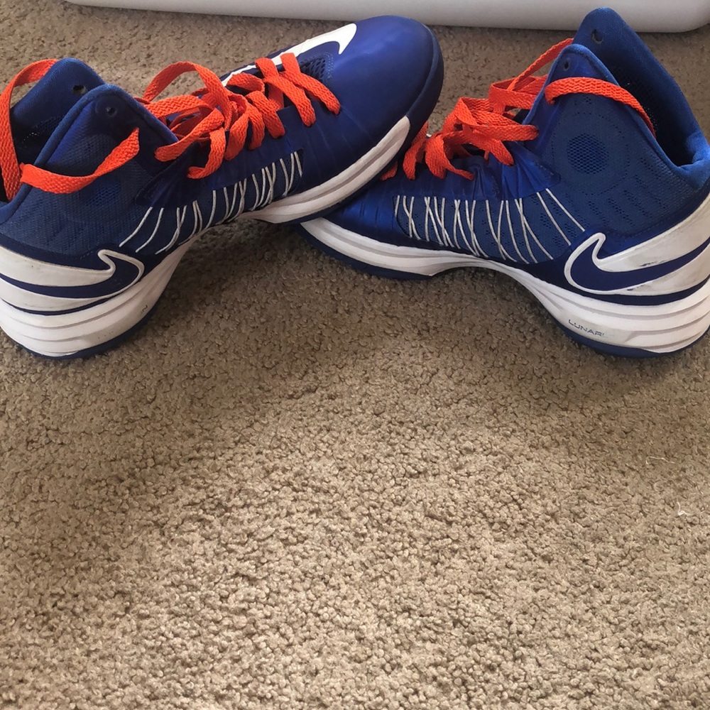 Woman’s Basketball Nikes